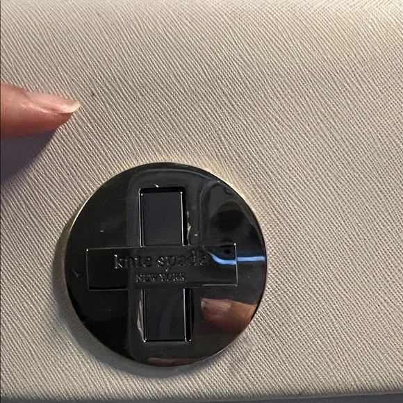 Kate Spade Ivory Newbury Lane Sally Crossbody with Gold Accent - NWOT - Picture 15 of 15